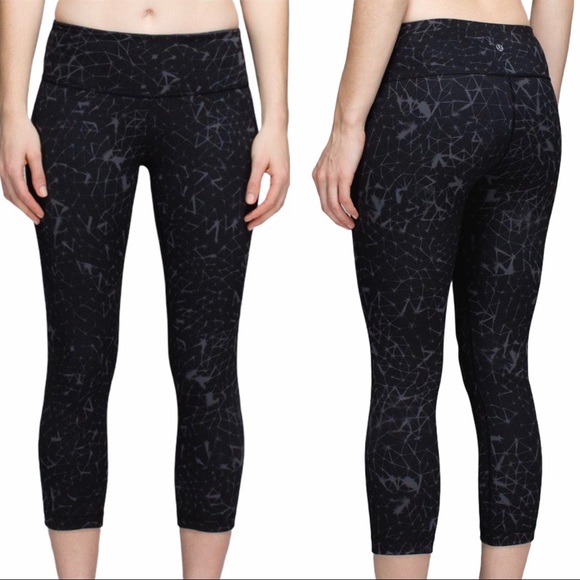 lululemon athletica Pants - Lululemon Wunder Under 21" Crop in Black Luon